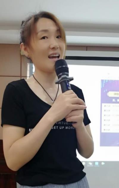 第二十一届爱心换货会成功举办