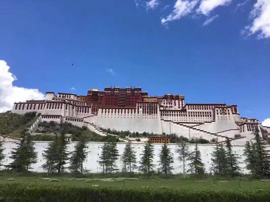 天空之城——布达拉宫