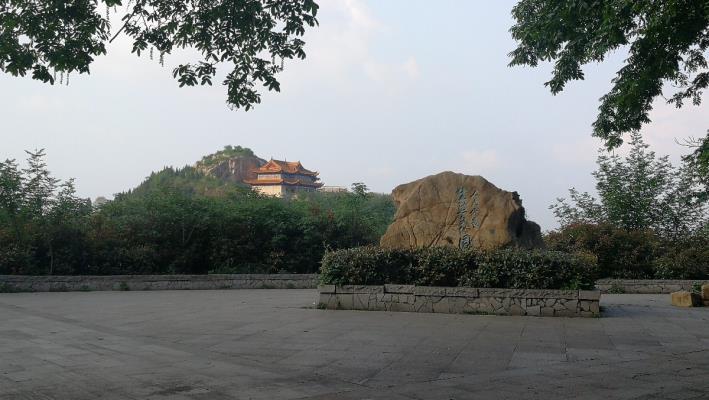 八公山远眺