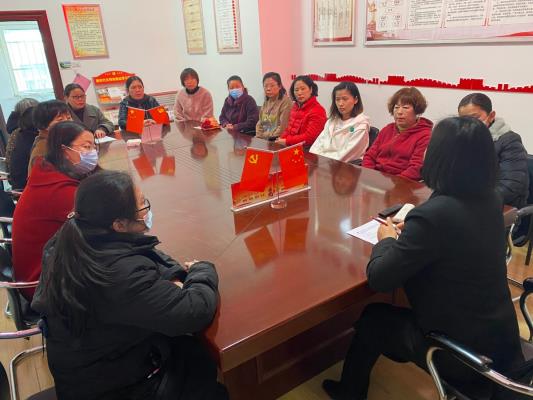 巾帼别样“三八”情 法治宣传暖人心