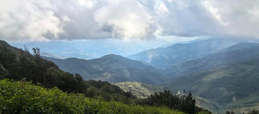 五绝·哀牢山  ​