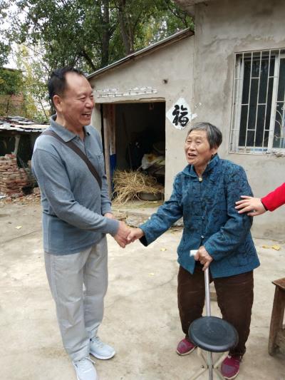 滚烫的泪水，真挚的情感