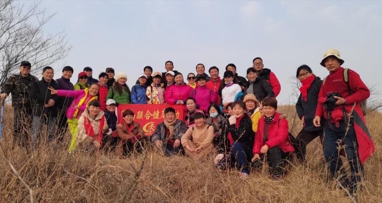 淮南联合健康运动群24号八公山东华山，西华山青龙寺徒步运动。
