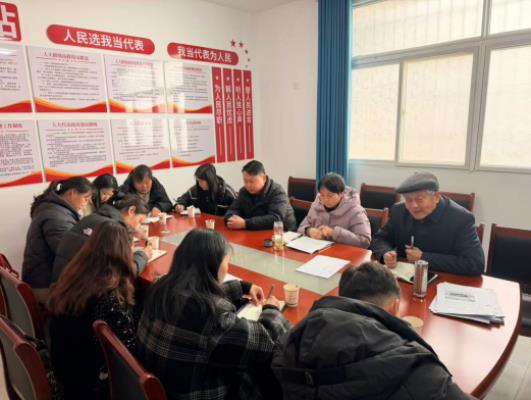 曹庵镇召开关心下一代工作会议，推动工作走深走实、落地见效