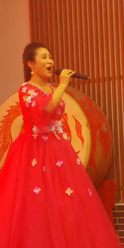 美女就在身边