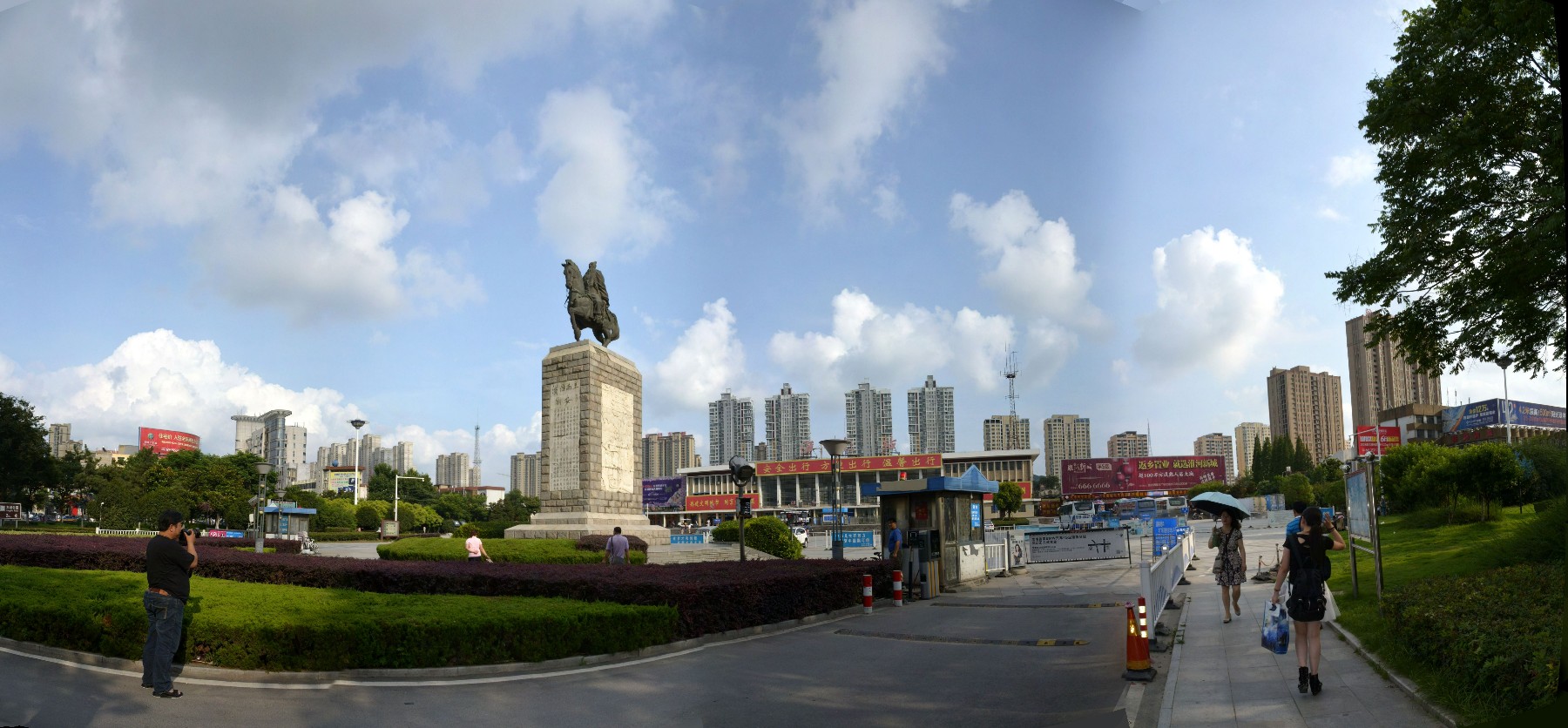 淮南火车站全景图