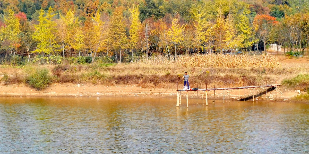 长山水库秋意浓