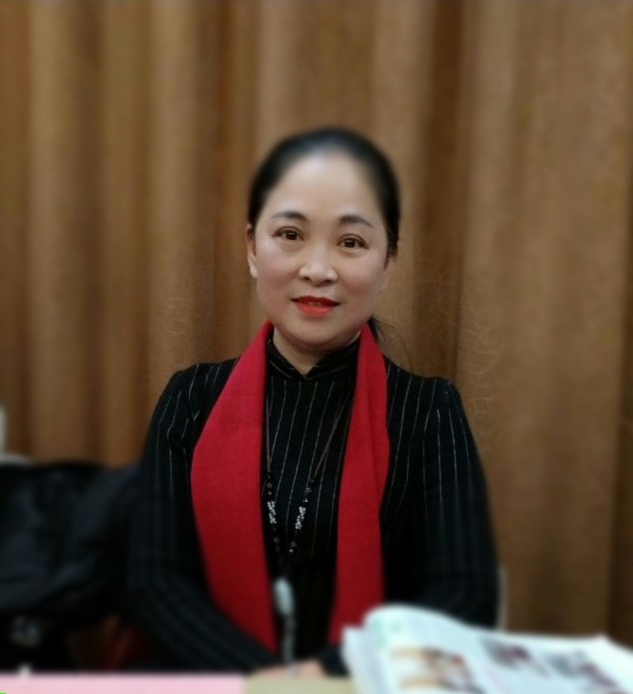 陈玲.jpg