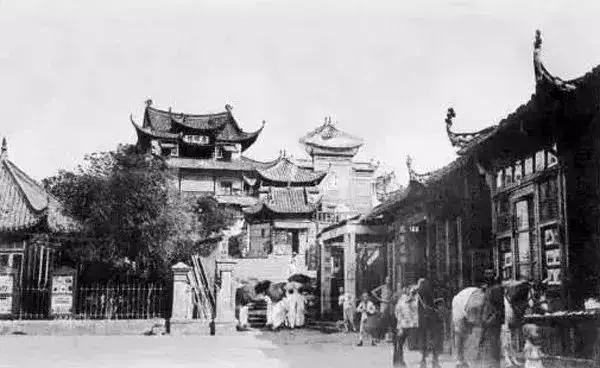 1908年武昌奥略楼.jpg 1908年武昌奥略楼.jpg