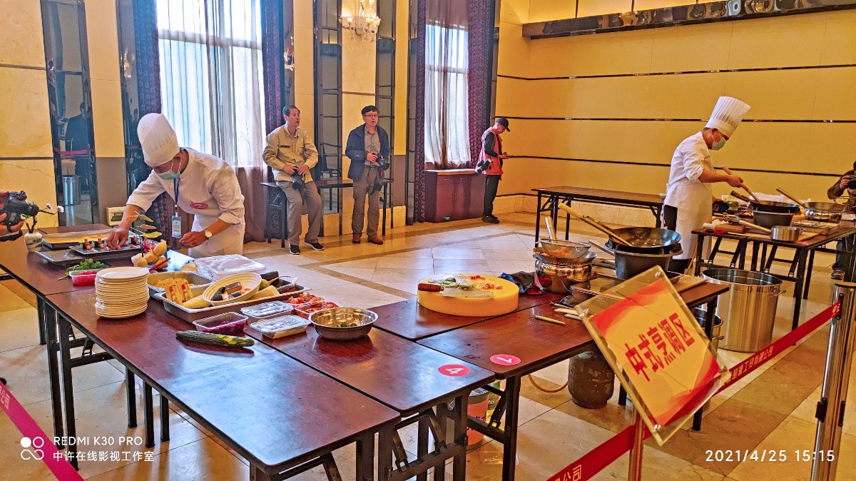 20210425中煤新集安徽楚源公司举办首届矿区餐饮争霸赛(许广泉13505542314)摄4.jpg 20210425中煤新集安徽楚源公司举办首届矿区餐饮争霸赛(许广泉13505542314)摄4.jpg