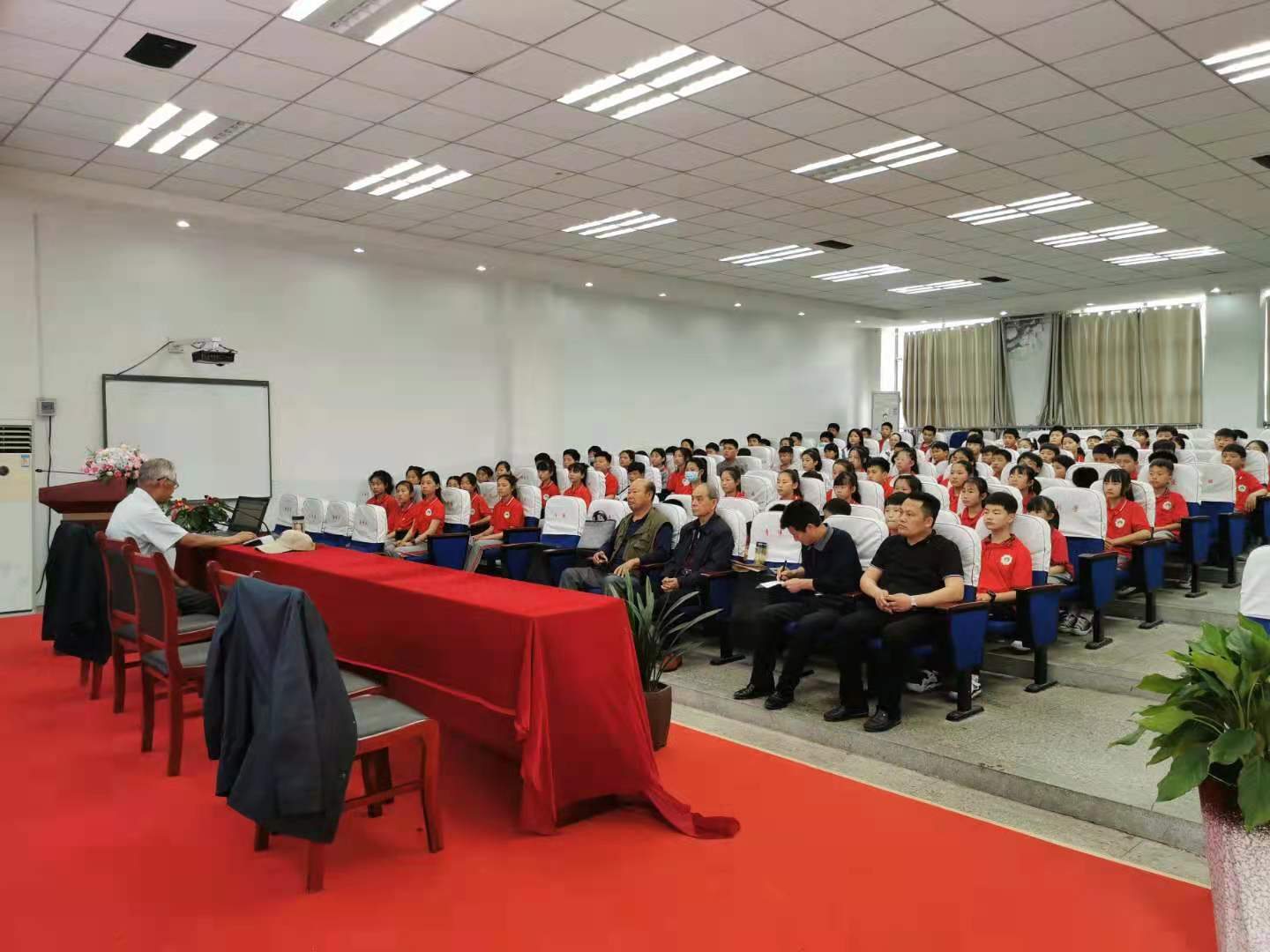 微信图片_20210514214444.jpg