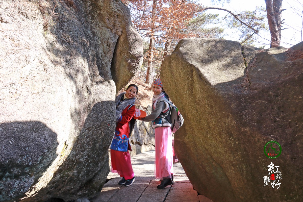 20211219许广泉摄制《红燕旅行天柱山》2.jpg