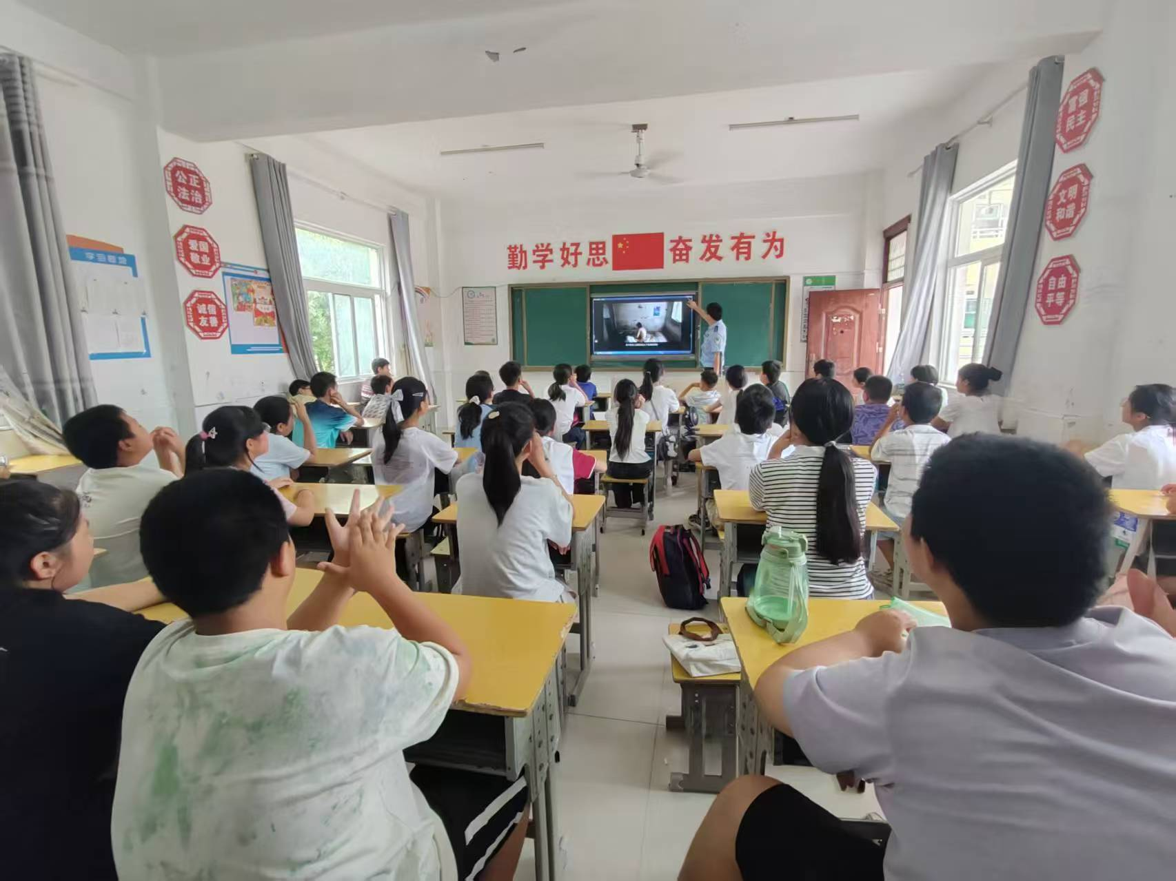图片1.png