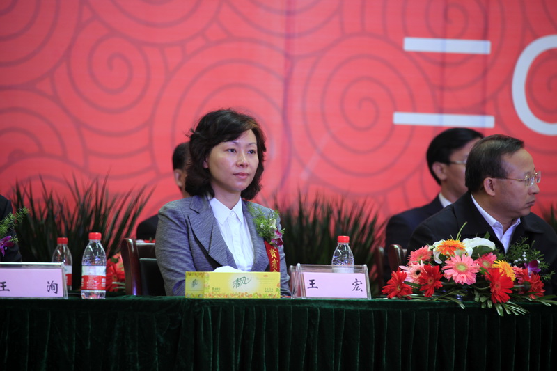 陕汽重卡淮南线正式投产暨新能源重卡下线