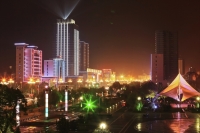 凤城夜色一瞥