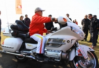 你看这车好吗