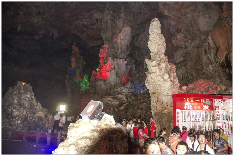 桂林-----冠岩溶洞掠影(一)