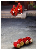 鼓静禅更幽