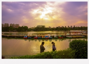 龙湖夕照