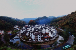 中国最圆的村庄---菊经