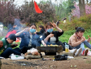 走进春天  放飞心情