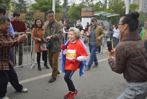 淮南国际半程马拉松比赛掠影